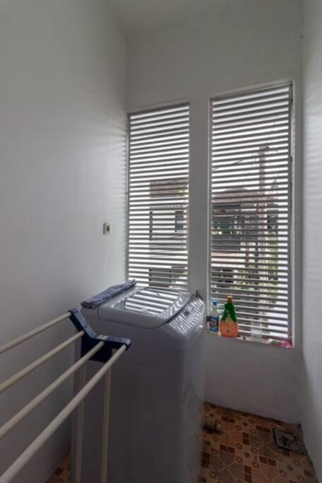 Spacious, White-Villa Belgareti @Kiara Condong Bandung Ngoại thất bức ảnh