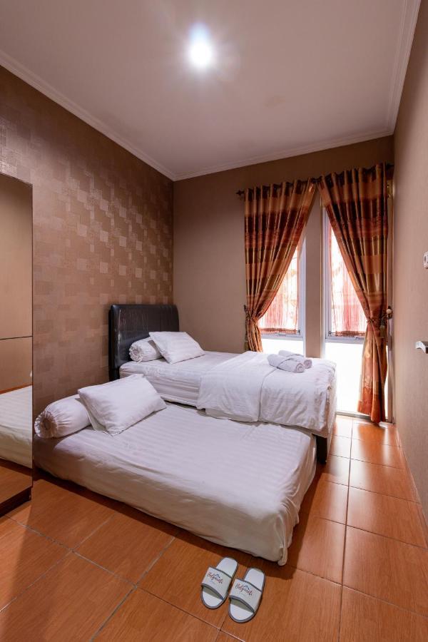 Spacious, White-Villa Belgareti @Kiara Condong Bandung Ngoại thất bức ảnh