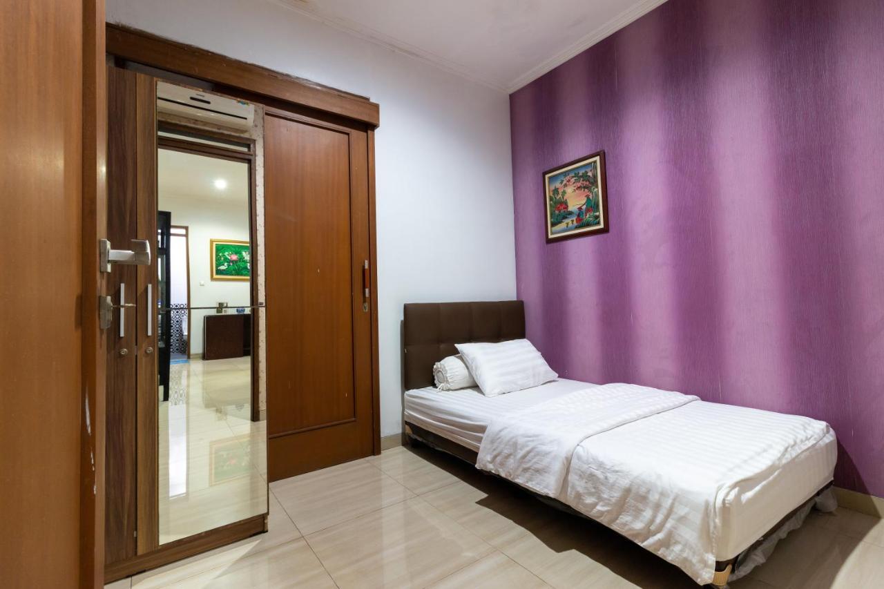 Spacious, White-Villa Belgareti @Kiara Condong Bandung Ngoại thất bức ảnh