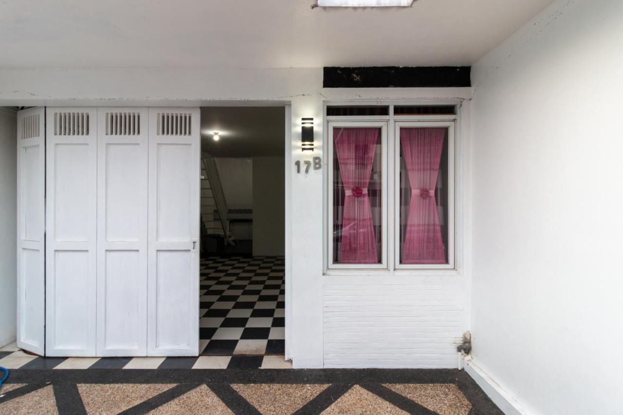 Spacious, White-Villa Belgareti @Kiara Condong Bandung Ngoại thất bức ảnh