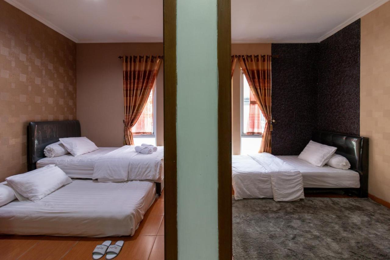 Spacious, White-Villa Belgareti @Kiara Condong Bandung Ngoại thất bức ảnh