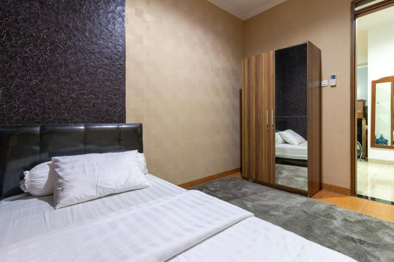 Spacious, White-Villa Belgareti @Kiara Condong Bandung Ngoại thất bức ảnh